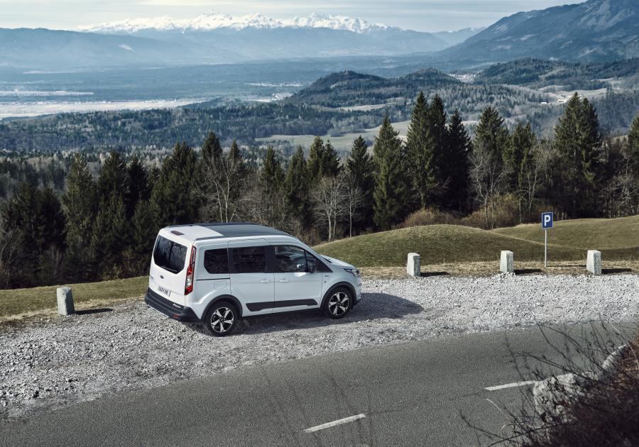  Ford Tourneo Connect Active 2020 года  (EU) (фото 6 из 7)